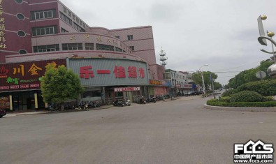 二甲镇,是江苏省重点镇,位于长江三角洲东南江入海口北岸,与上海